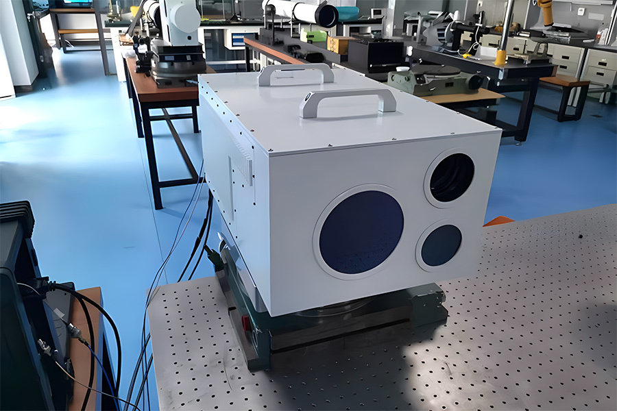 高(gāo)速動能(néng)彈測角儀